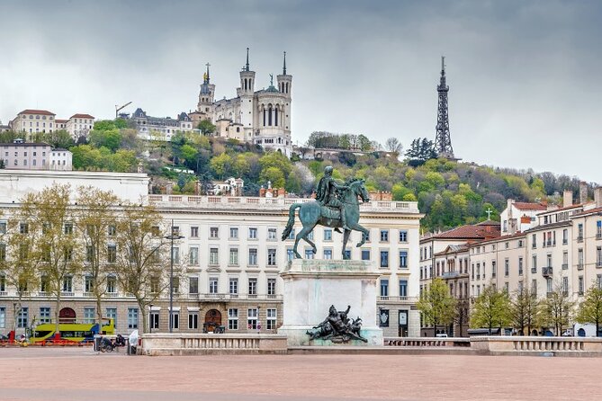Lyon WWII and Resistance Tour with Audio Guide - From young Resistance leaders to the CHRD
