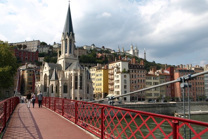 Lyon WWII and Resistance Tour with Audio Guide - Rue Sainte-Catherine and the cost of persecution