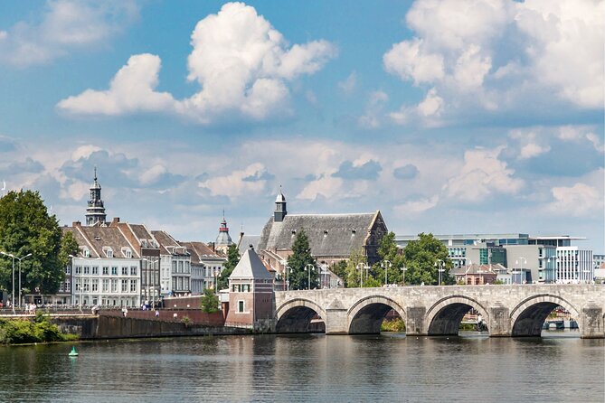 Maastricht Scavenger Hunt and Highlights Self Guided Audio Tour - Dominicanen bookstore, the route’s most memorable stop