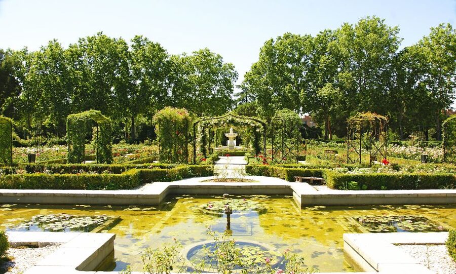 Madrid: El Retiro Park Self-Guided Audio Tour - Who should choose this El Retiro audio tour