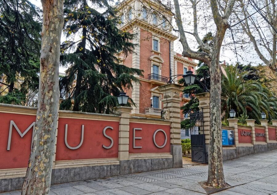 Madrid: Lázaro Galdiano Museum Entry Ticket with Audio Tour - Time, pace, and practical comfort