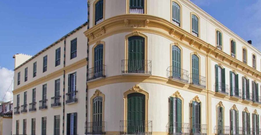 Málaga: Picasso Birthplace Museum Ticket & City Audio Guide - Picasso’s first home in Málaga