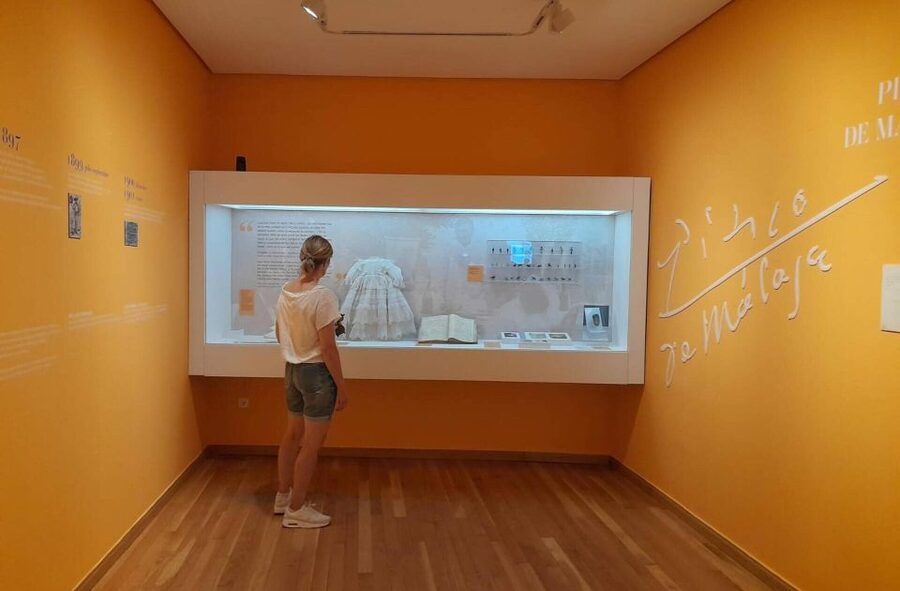 Málaga: Picasso Birthplace Museum Ticket & City Audio Guide - How to plan your one-day visit