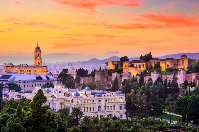 Malaga Scavenger Hunt and Highlights Self Guided Audio Tour - Key points to know before you start