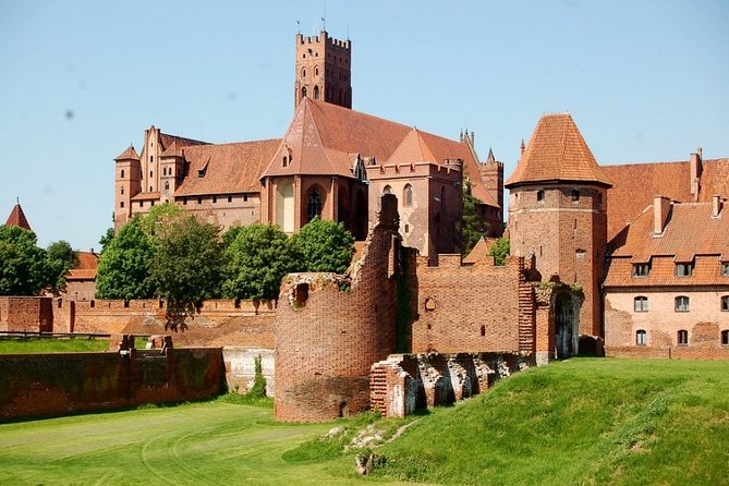 Malbork Castle Regular Audioguided Tour - The 50-minute drive to Malbork