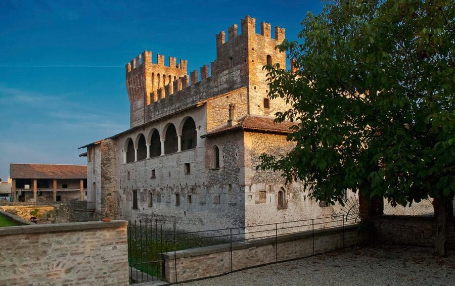 Malpaga Castle ticket with audioguide included - Who will get the most from Malpaga Castle