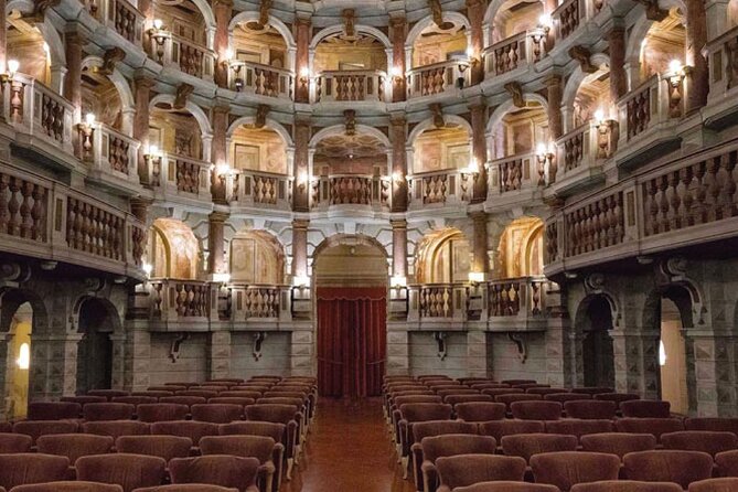 Mantova Walking Tour with Audio and Written Guide by a Local - Piazza Sordello and Mantua Cathedral