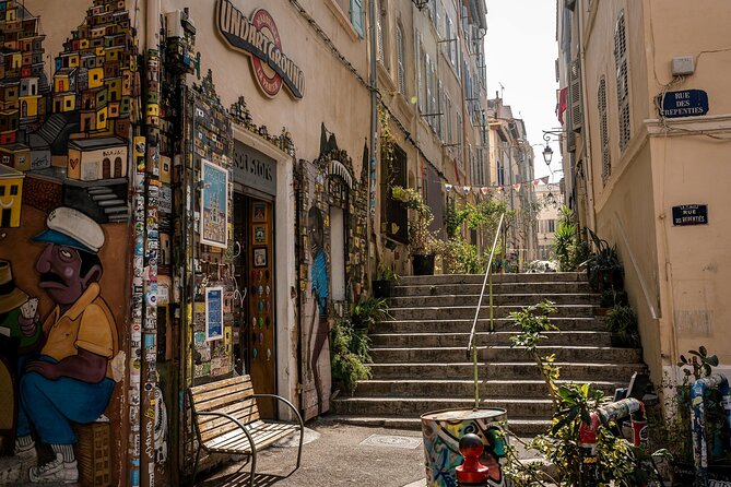 Marseille: Mucem Fast-Track Entry Ticket and Le Panier Audio Tour - Why this pairing works so well