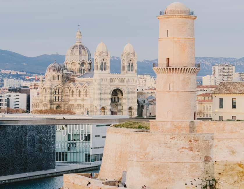 Marseille: Mucem Fast-Track Ticket & Le Panier Audio Tour - Climb Fort Saint-Jean for the waterfront views