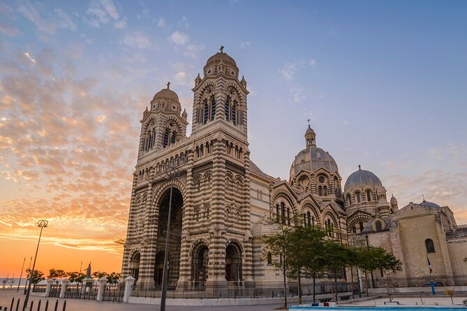 Marseille Scavenger Hunt and Highlights Self Guided Audio Tour - Starting at Saint-Vincent-de-Paul