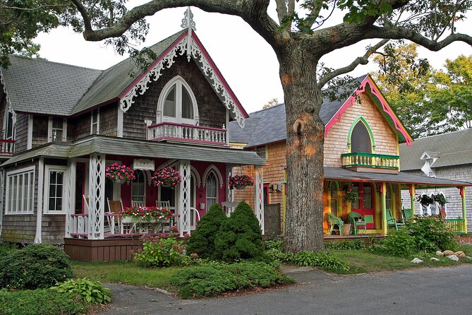 Martha’s Vineyard Self-Guided Driving & Walking Audio Tour - Edgartown’s Historic Streets