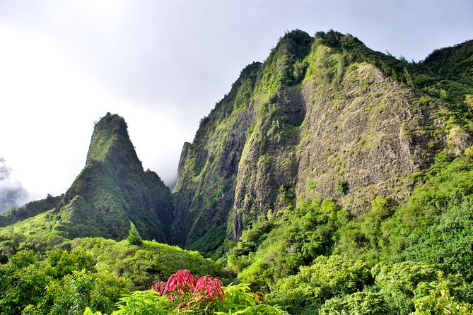 Maui Adventure Bundle: 6 Epic Audio Driving Tours, Including Road to Hana - Who should use this tour