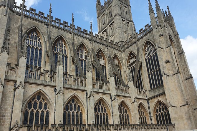 Medieval Bath: A Self-Guided Audio Tour along the City Wall - Bath Abbey and the heart of the city
