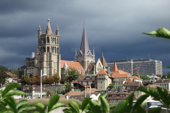 Medieval Lausanne: A Self-Guided Audio Tour - Palud Square and the farmers market