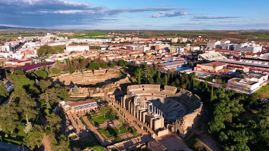 Mérida: Roman Theatre E-ticket with Audio Tour - Why Mérida’s Roman Theatre is the right place to start