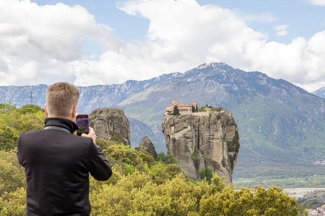 Meteora Smart Audio Guided Tour - Saint Nicholas Anapafsas and Theophanis frescoes