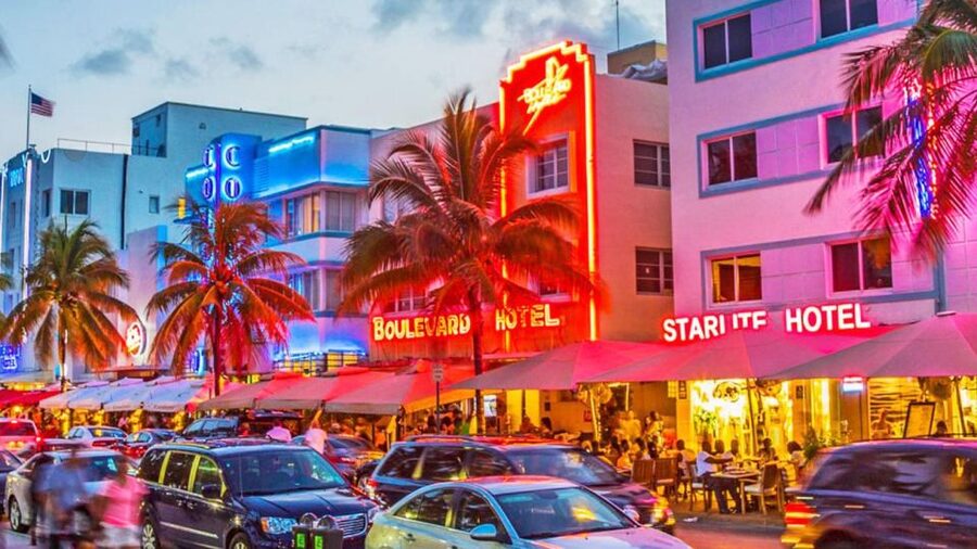 Miami Audioguide - TravelMate app for your smartphone - Historic homes, estates, and unusual stops