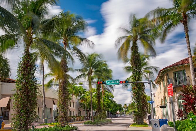 Miami Beaches Self-Guided Driving Audio Tour - Freedom Tower and Miami’s Cuban story