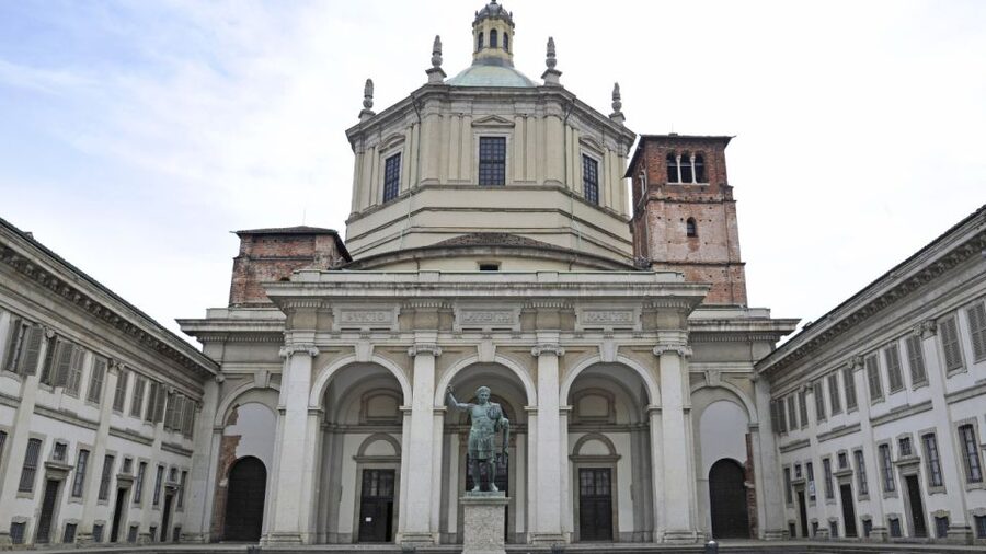 Milan Audioguide - TravelMate app for your smartphone - The Duomo and Galleria Vittorio Emanuele II