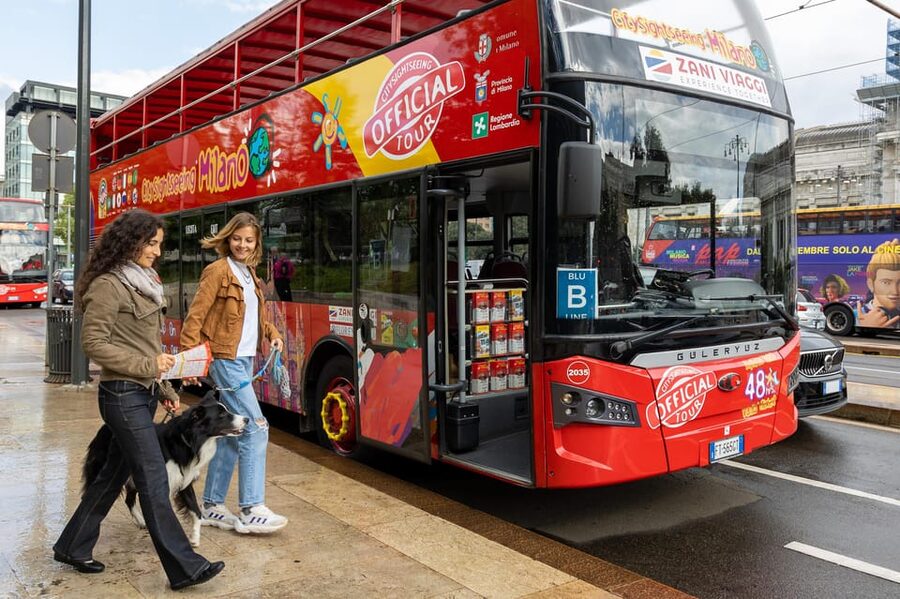 Milan: City Sightseeing Hop-On Hop-Off Bus with Audio Guide - Line B: Stazione Centrale, Porta Venezia, and modern Milan