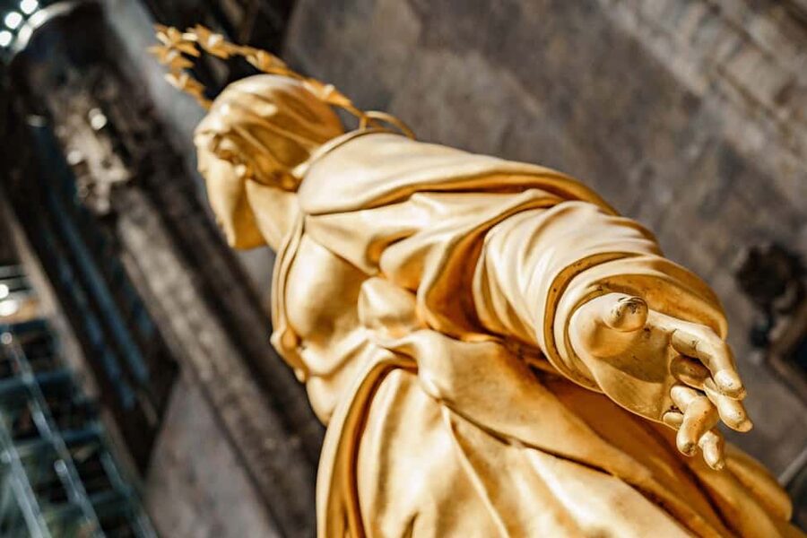 Milan: Duomo Ticket incl. Terrace by Lift & Audio Tour - Practical tips for a smoother Duomo visit
