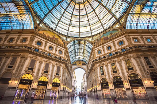 Milan Walking Tour with Audioguide on Your Smartphone - Starting beneath Milan’s cathedral