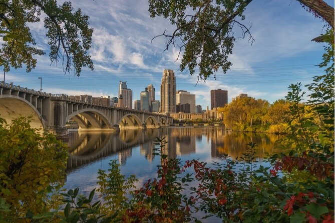 Minneapolis River Walk: A Self-Guided Audio Tour - Starting at Open Book Literary Center