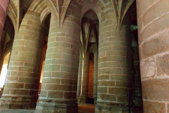Mont Saint-Michel Abbey in the Middle Ages: A Self-Guided Audio Tour - Moving Heavy Stones Before Engines