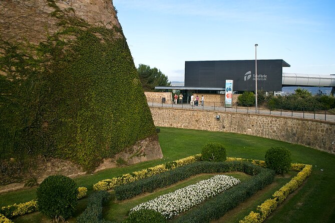 Montjuïc Cable Car Entry Voucher with Audio Tour on Your Phone - The cable car ride and its best views