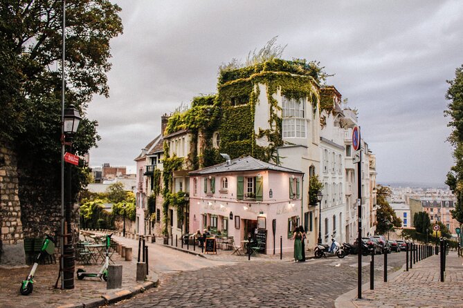 Montmartre: Secret Stories of Paris - Self-Guided Audio Tour - Rue Saint-Vincent and the neighborhood’s darker past