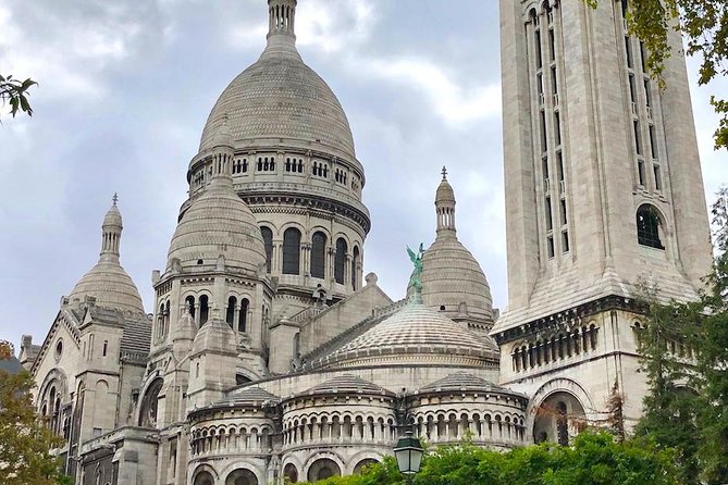 Montmartre Self-Guided Audio Tour: More Than Meets the Eye - Place du Tertre and the final climb