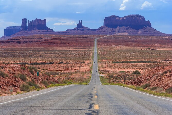 Monument Valley Self-Guided Audio Tour - What the audio format does well
