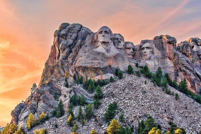 Mount Rushmore Self-Guided Walking Audio Tour - Sculptor’s Studio: compare the plan with the finished mountain