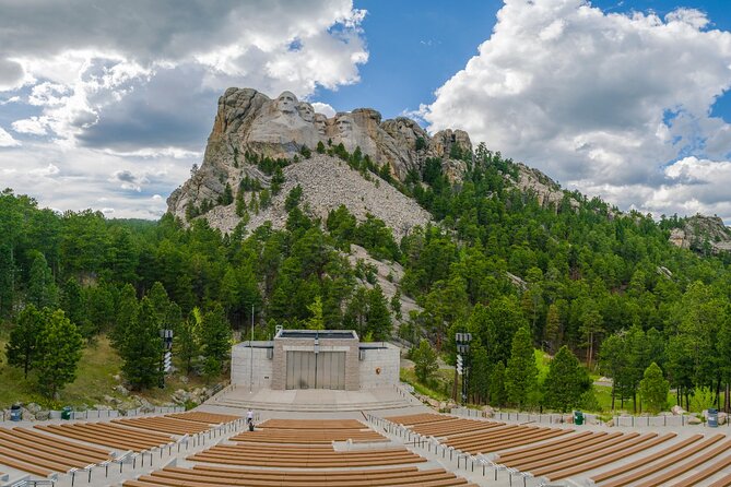 Mount Rushmore Self-Guided Walking Audio Tour - How the location-triggered audio works