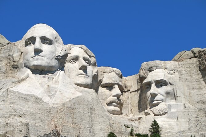 Mount Rushmore Self-Guided Walking Audio Tour - Starting at the Mount Rushmore Information Center