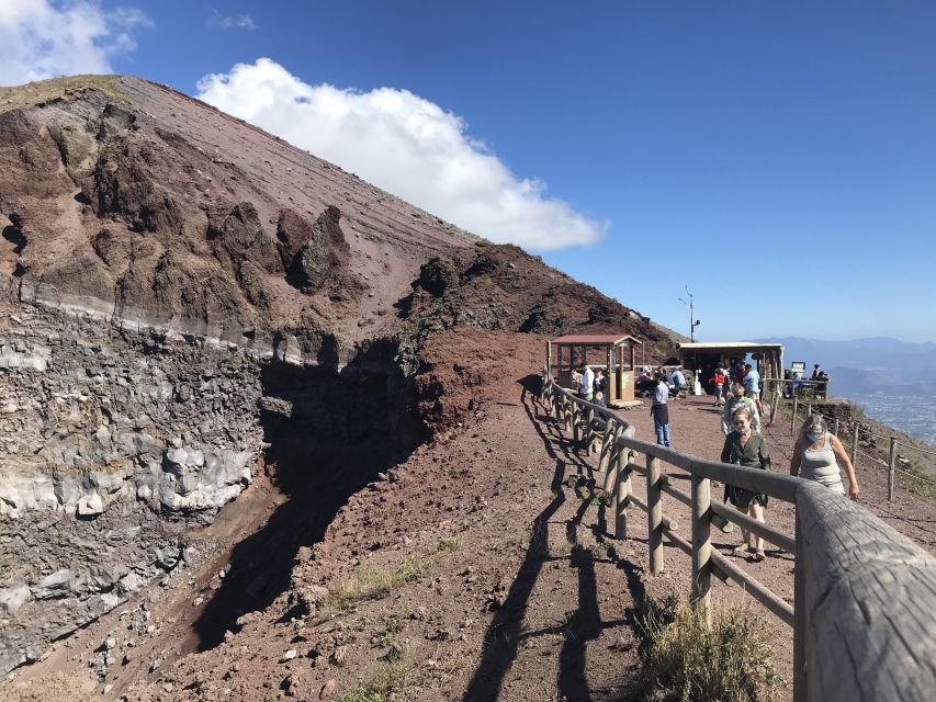 Mount Vesuvius: Skip-the-Line Ticket and Smart Digital Guide - Choosing the right arrival time
