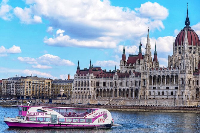 Mulled Wine Danube Cruise with Audio Guide in Budapest - Upper deck photos versus lower deck comfort
