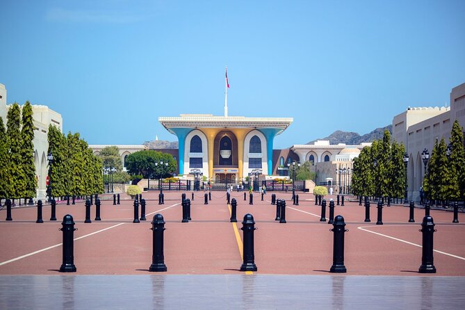 Muscat Half Day City Tour with Audio Guiding - Who should book this Muscat tour?