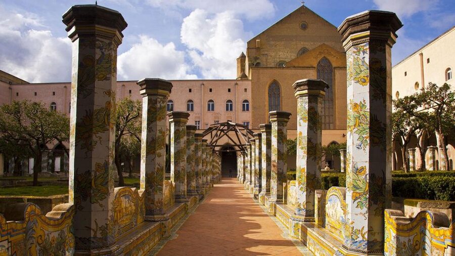 Naples Audioguide - TravelMate app for your smartphone - Pompeii and the Royal Palace of Caserta