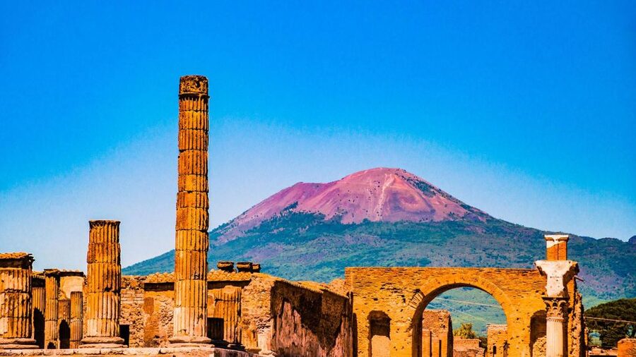 Naples Audioguide - TravelMate app for your smartphone - The quiz makes the app more than a playlist