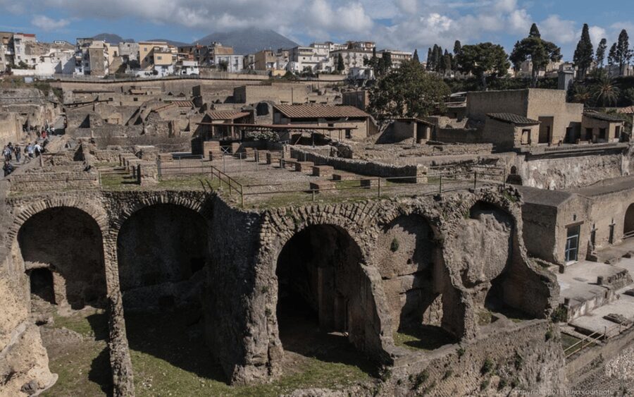 Naples: Herculaneum Entry Ticket with Digital Audio Guide - Herculaneum, where Roman life survived in detail