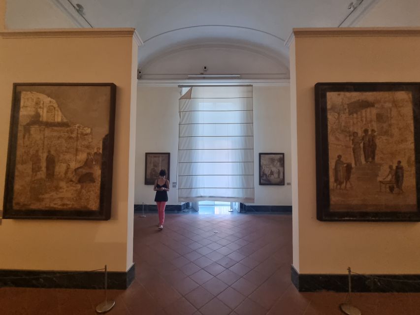Naples: National Archaeological Museum audio guide - The Farnese Hercules and the museum’s major statues