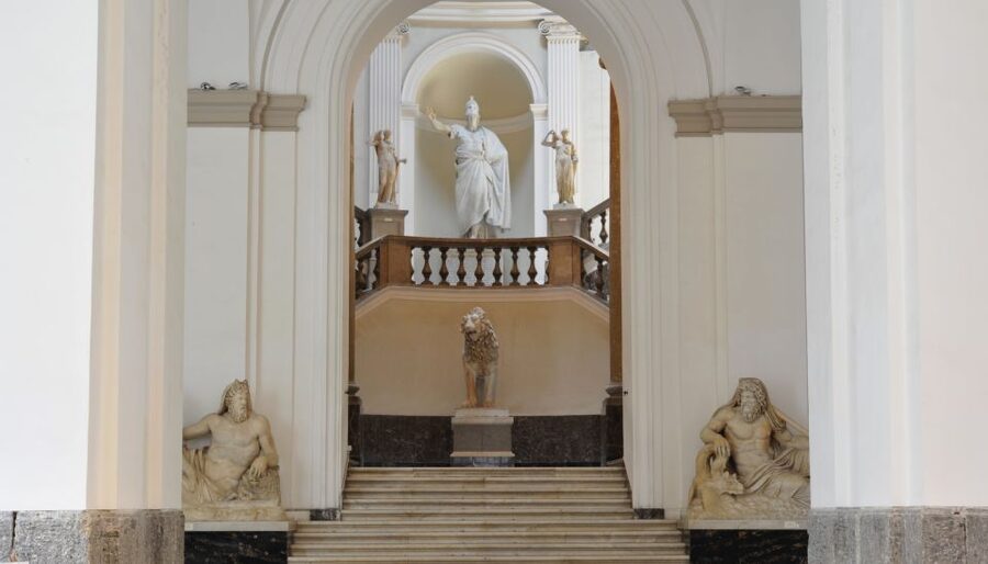 Naples: National Archaeological Museum Tour & Digital Guide - Pompeii and Herculaneum, life preserved by disaster