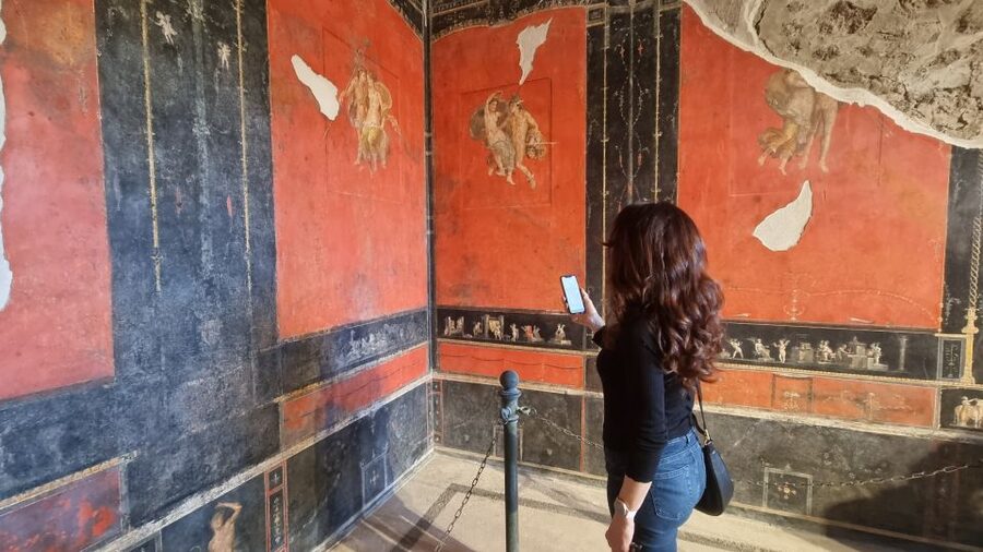 Naples: Pompeii Self Guided Audio Tour - Finding your way through more than 60 stops