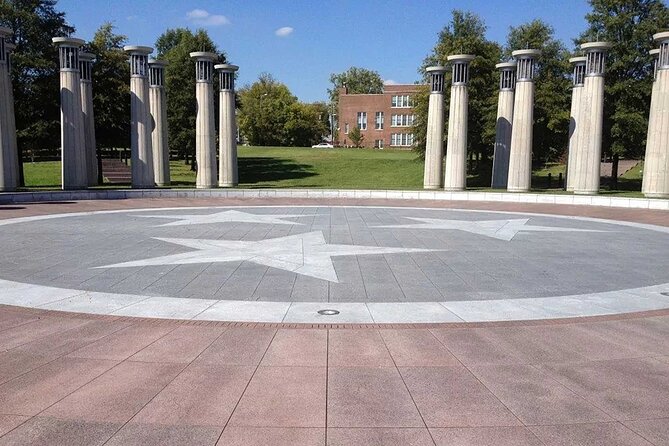 Nashville’s Bicentennial Capitol Mall State Park: A Self-Guided Audio Tour - A short stop at the World War II Memorial