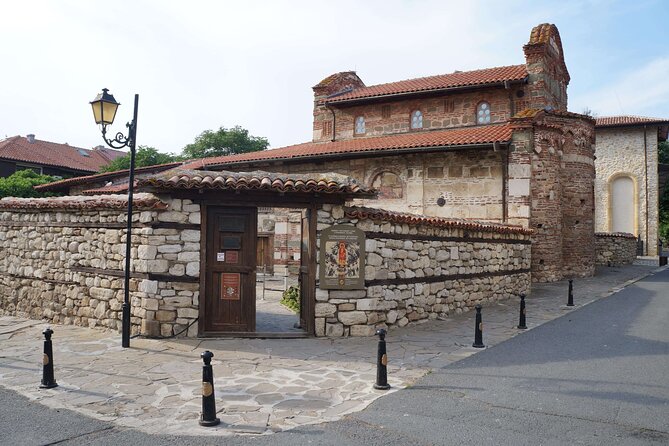 Nessebar: Audio Guide Tour Nessebar with visit to the Winery - The churches that give Nessebar its character