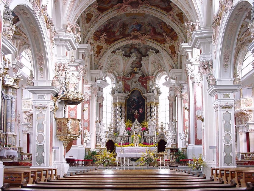 Neustift Monastery: Admission with audio guide - The old collegiate church and its 365 angels