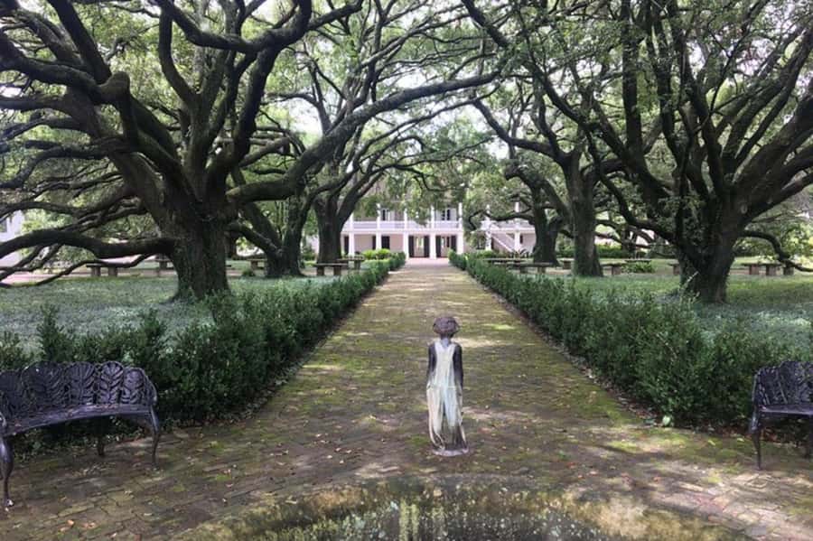 New Orleans: Whitney Plantation Audio Tour with Transfers - Why Whitney Plantation tells a different plantation story