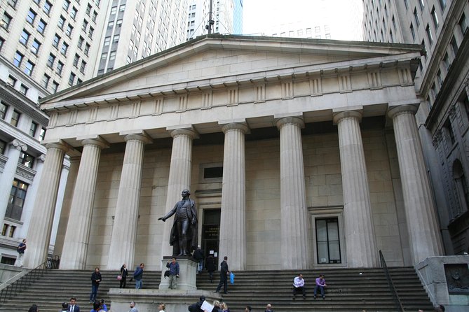 New York City's Financial District: A Self-Guided Audio Tour - A quick walk through New York’s money district