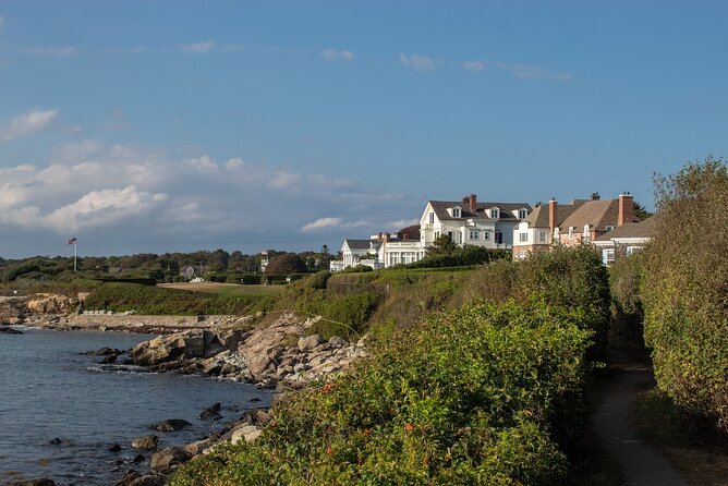 Newport Cliff Walk - Legends of the Gilded Age GPS Guided Audio Tour - Newport’s Gilded Age told from the shoreline